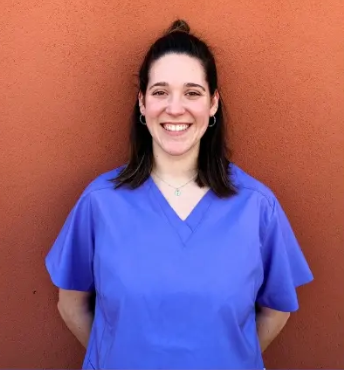 Judit Asensio, fisioterapeuta colegiada en FISIODUO Reus, especialista en punción seca y ejercicio terapéutico